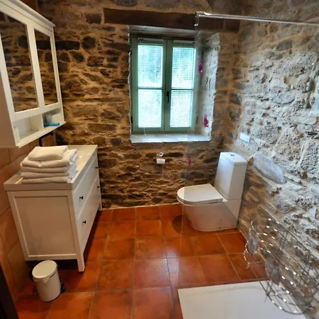 Holiday home Les Coumayres
